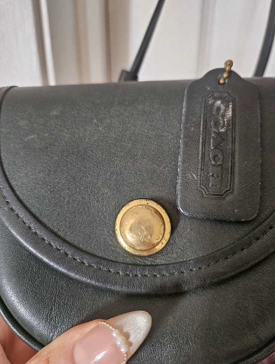 Coach Vintage Dark Green Leather Mini Belt Crossbody Bag with Gold-Tone Snap - Picture 3 of 8